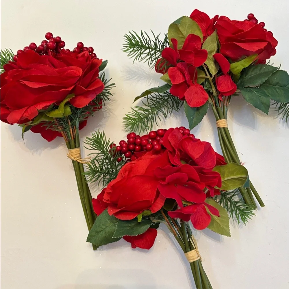 Red Rose Bouquet with Greenery Christmas Bouqet Bridal Bouquet Holiday Red Berry